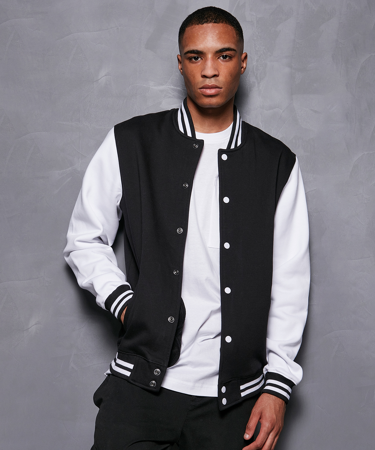 Black/White