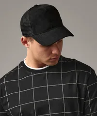 Suede snapback trucker