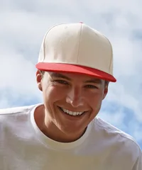 Contrast flat peak 6-panel cap
