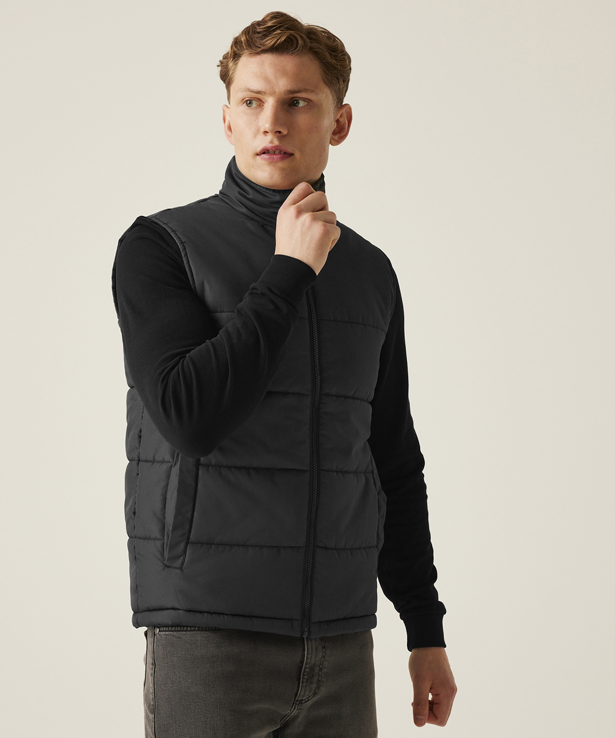 Seal Grey/Black